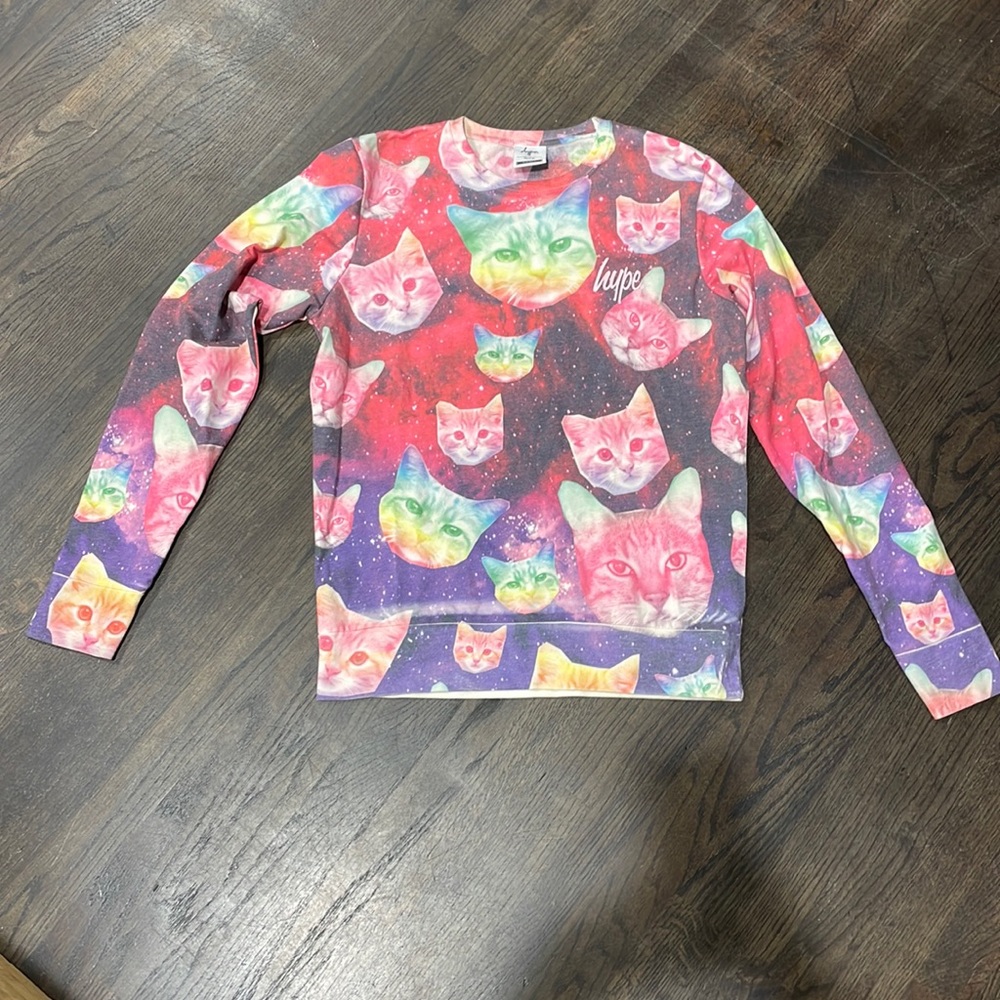 Like new hype. Rainbow cat crew neck sweat shirt. Size small men’s.